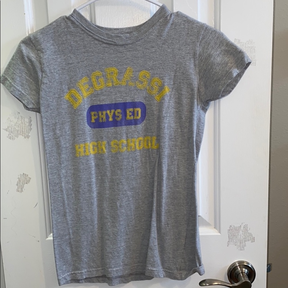 Degrassi shirt.